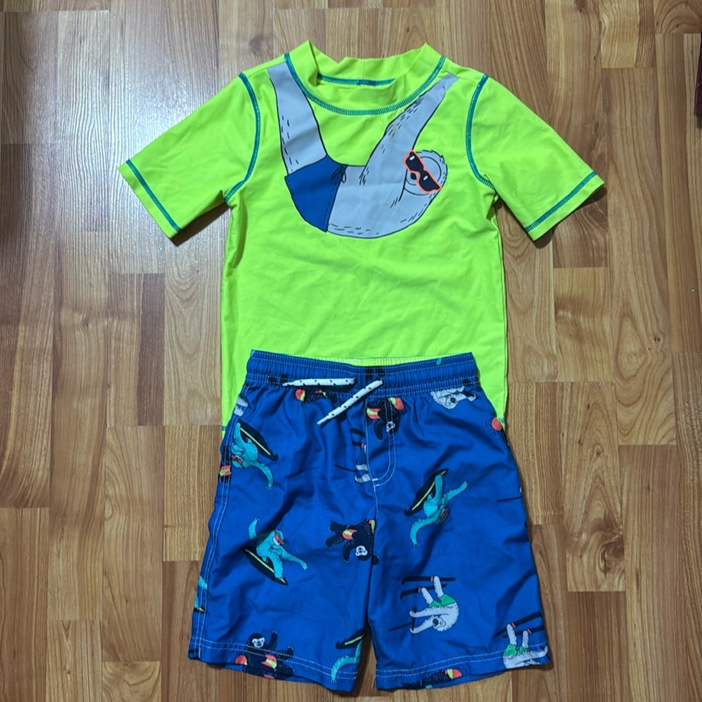 Boys Swimming clothes size 6 carters